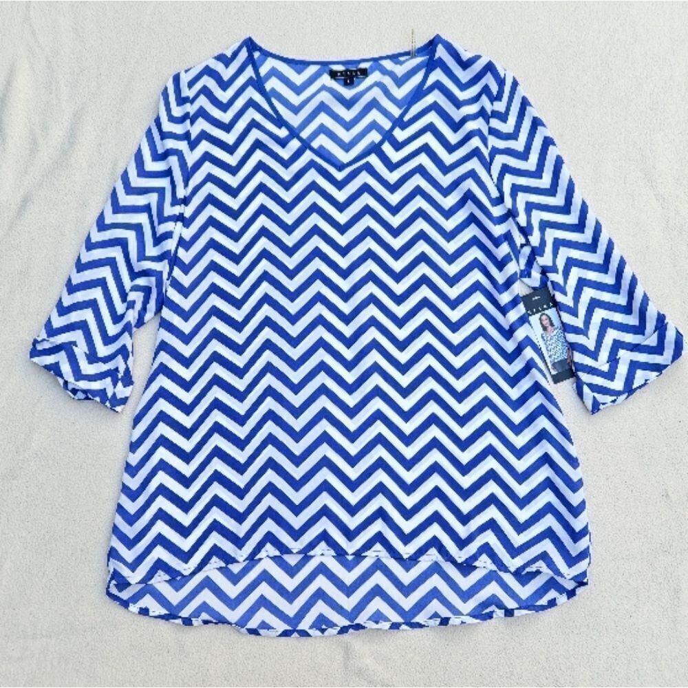 Kiara Blue and White Chevron Sheer 3/4 Sleeve Top